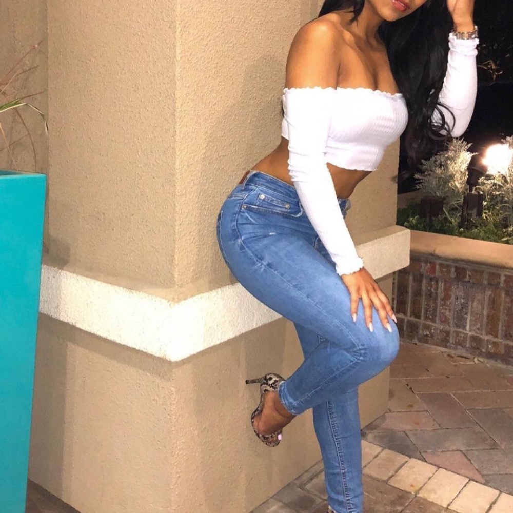 Forever 21 crop top with long sleeves